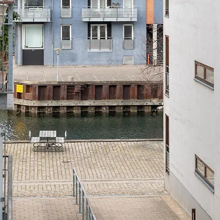 Scandi-hygge 2 Bedroom In Charming Christianshavn * Copenhagen