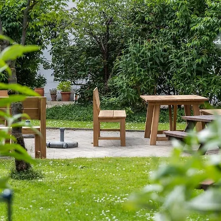 Scandi-hygge 2 Bedroom In Charming Christianshavn *