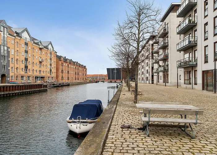 Scandi-hygge 2 Bedroom In Charming Christianshavn * 哥本哈根