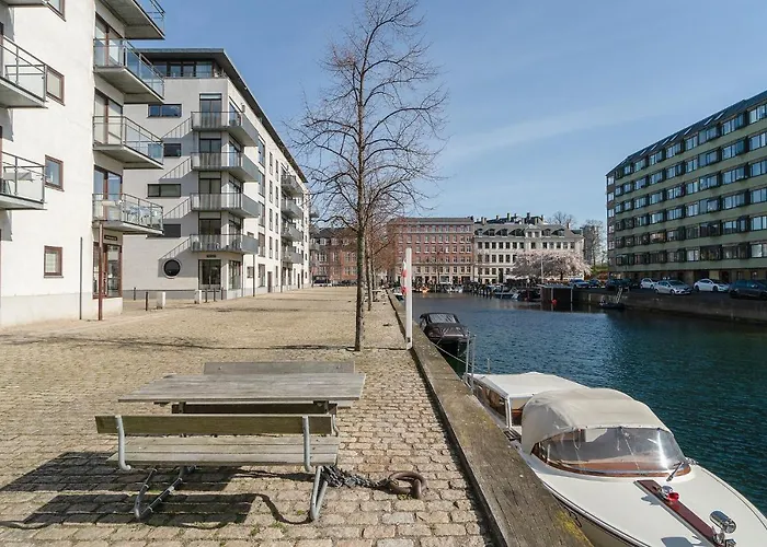 Scandi-hygge 2 Bedroom In Charming Christianshavn